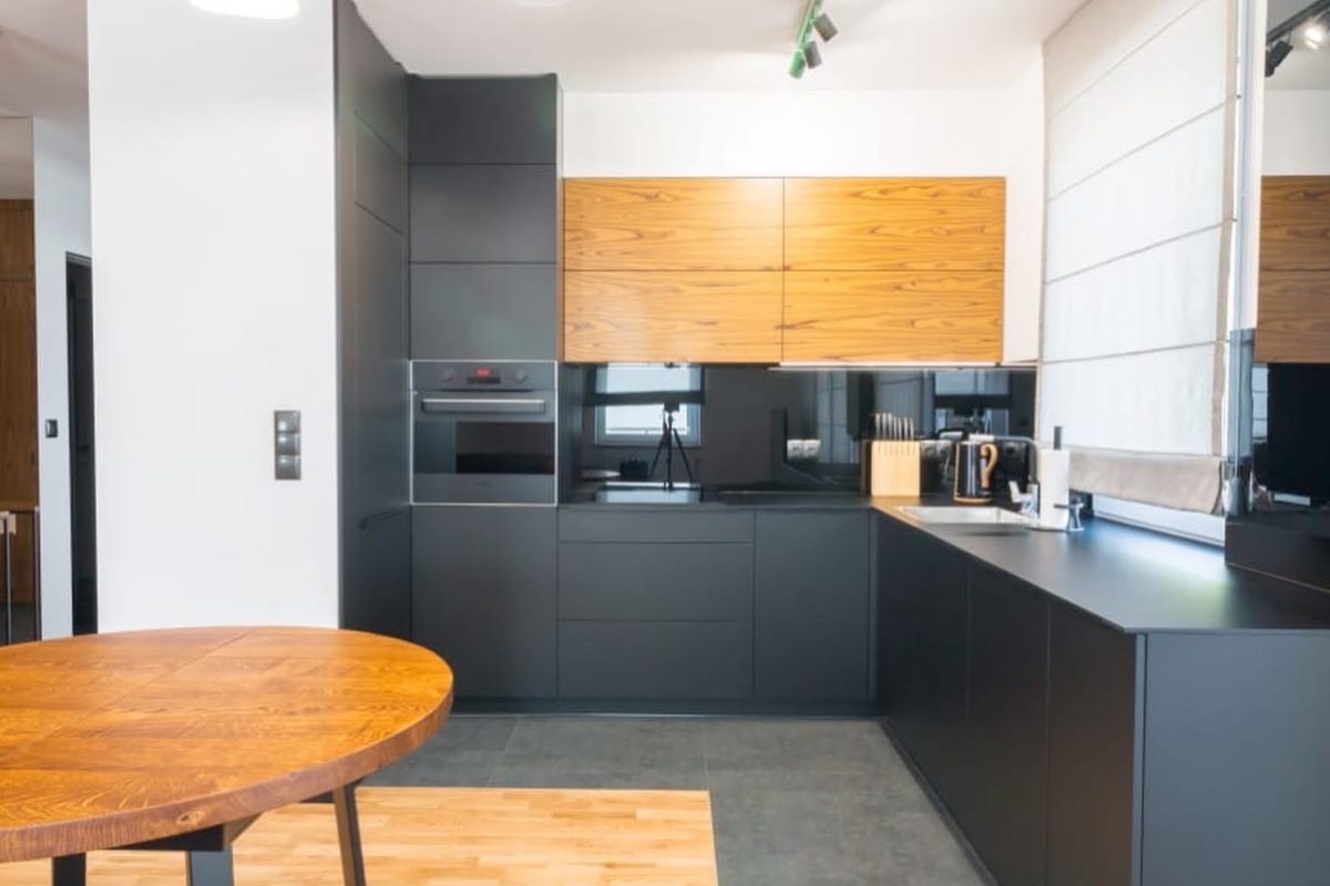 26A544C6-2723-4CAE-B6BD-0A2A5D024ABD