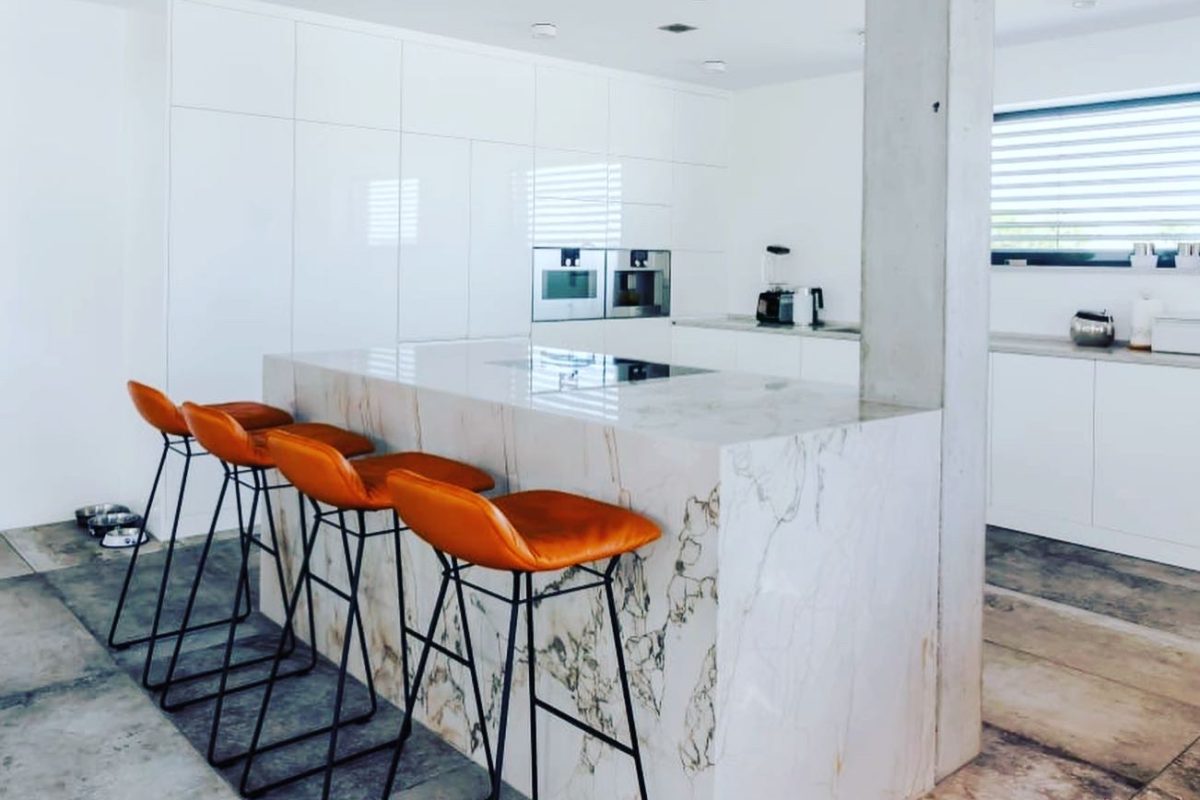 9362AF46-94CD-43C7-958A-A8321BFF0455