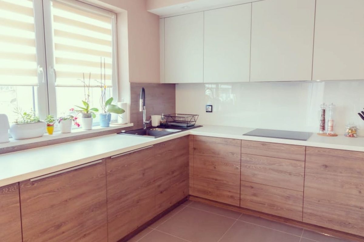 D11FA854-2BA3-4E68-A379-25148D02ADAA