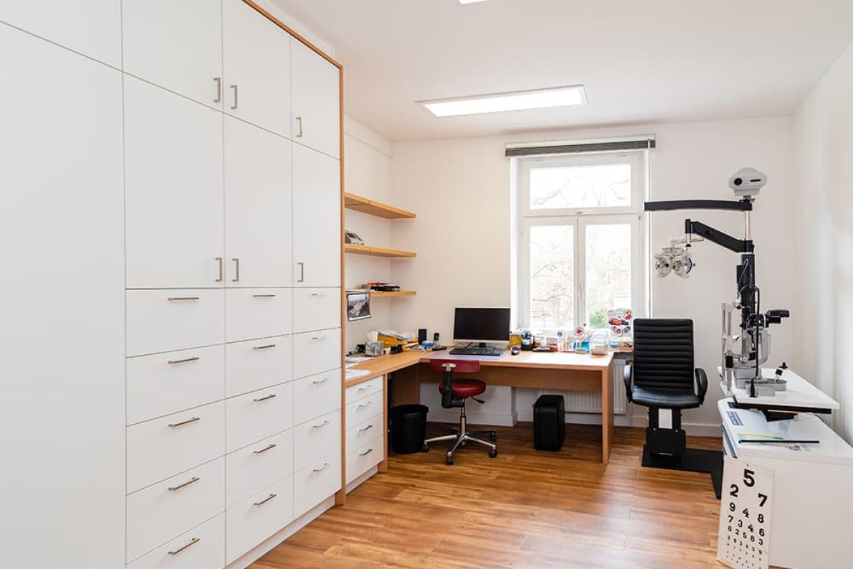 Planquelle_Augenklinik_Behandlung